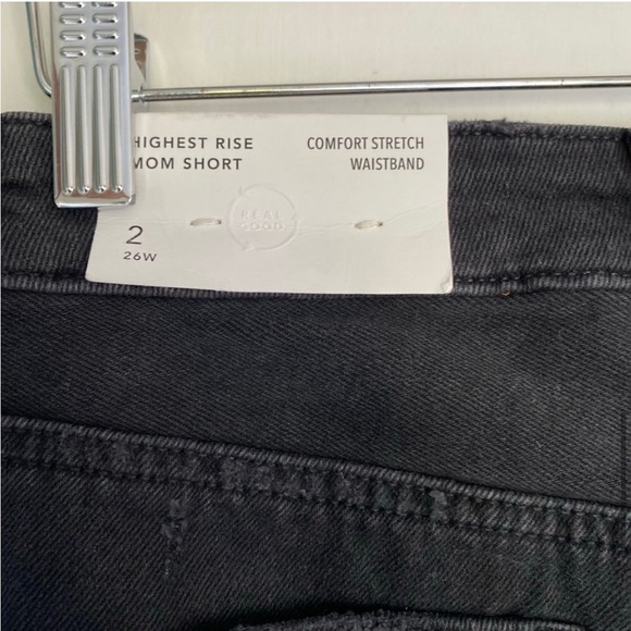 đť…şnew American Eagle Black Highest Rise Mom Shorts Waist Size 26 Distressed - Picture 4 of 10